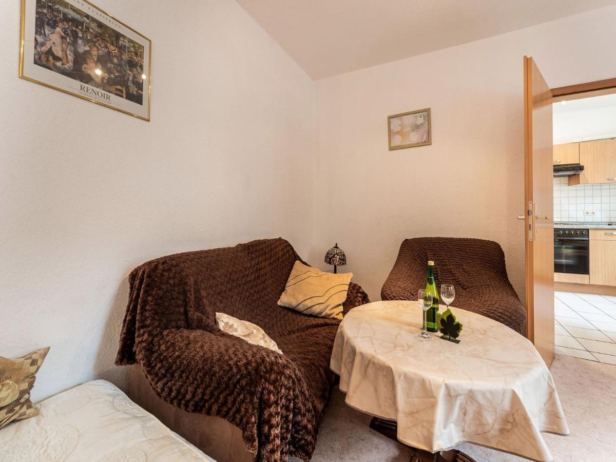 Comfortable Apartment In Ediger Eller Eifel 장크트 알데군트 외부 사진